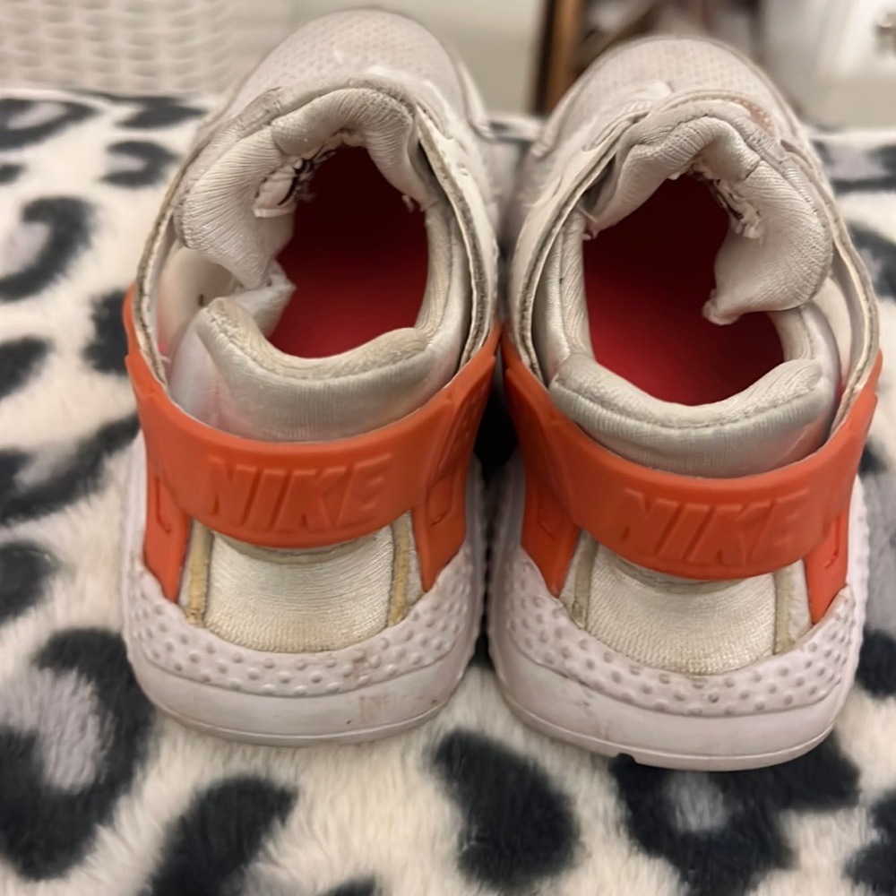 Nike shoes